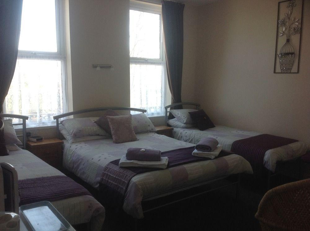 Cleasewood Guest House 그레이트야머스 외부 사진