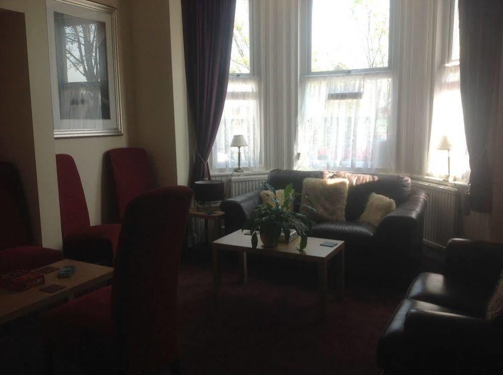 Cleasewood Guest House 그레이트야머스 외부 사진